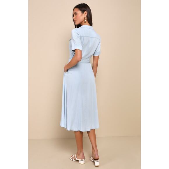 NWT Lulus Pleasant Cutie Blue Chambray Collared Midi Dress With Pockets Size L - Picture 2 of 9